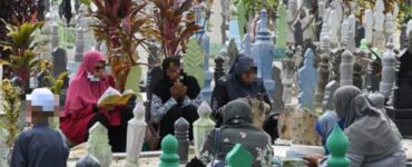 hukum gali kubur
