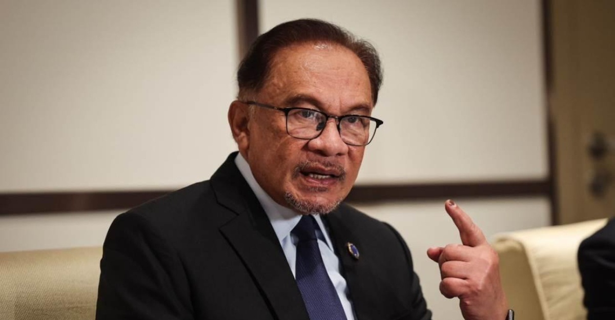 kerajaan bebaskan warga malaysia